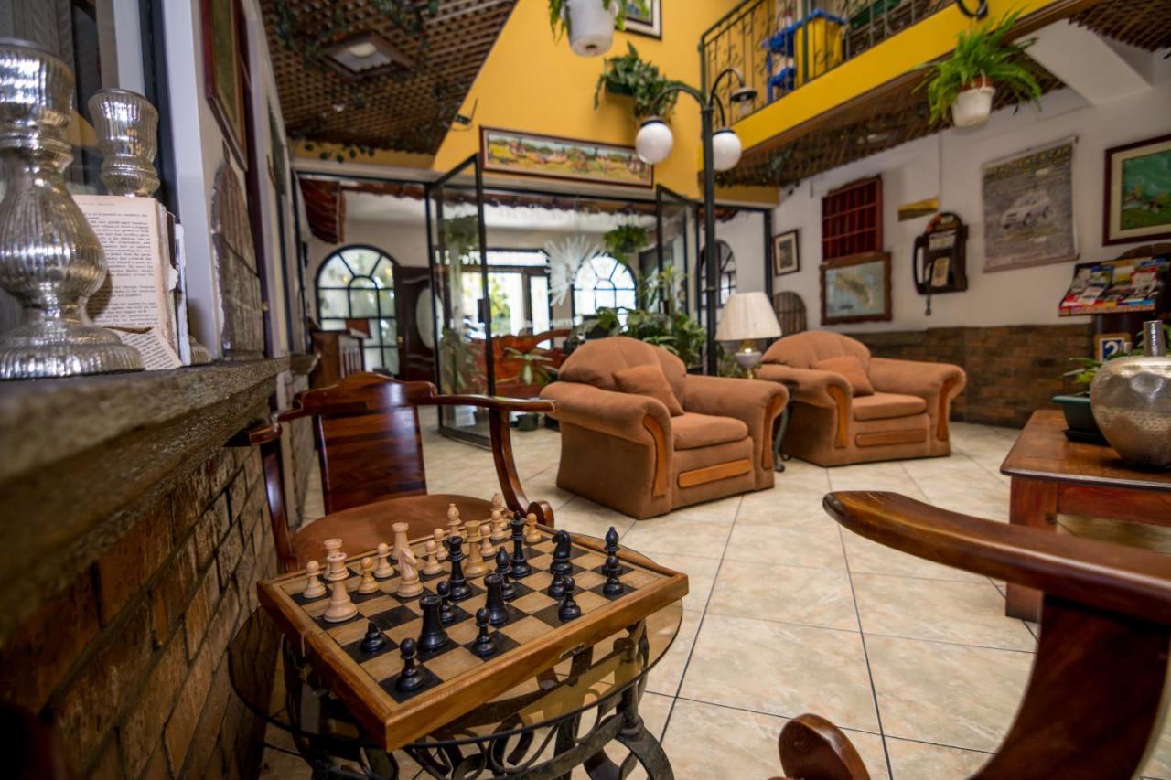 Hotel Amon Real Costa Rica 聖荷西 外观 照片